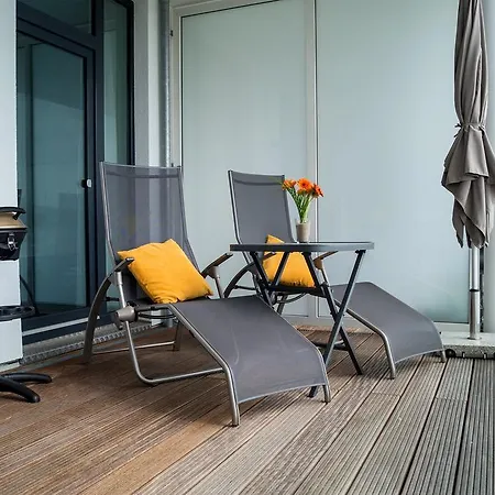 Suedkap F-03 דירה